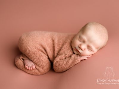 <div class=girl-info-container style=background-color:#f0d2d2;><h4 class=girl>Annika</h4></div> <div class=girl-info-container style=background-color:#f0d2d2;><h4 class=girl>Annika</h4></div>