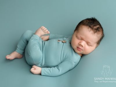 <div class=boy-info-container style=background-color:#d3eafc;><h4 class=boy>Arian</h4></div> <div class=boy-info-container style=background-color:#d3eafc;><h4 class=boy>Arian</h4></div>