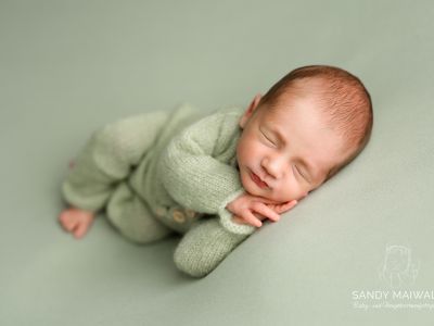 <div class=boy-info-container style=background-color:#d3eafc;><h4 class=boy>Emil</h4></div> <div class=boy-info-container style=background-color:#d3eafc;><h4 class=boy>Emil</h4></div>