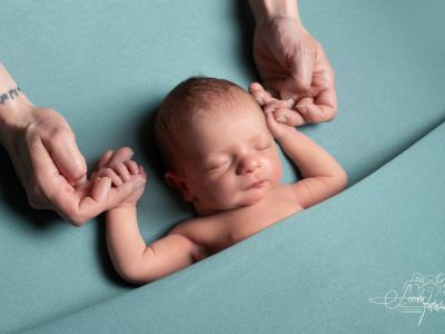 <div class=boy-info-container style=background-color:#d3eafc;><h4 class=boy>Hermann</h4></div> <div class=boy-info-container style=background-color:#d3eafc;><h4 class=boy>Hermann</h4></div>