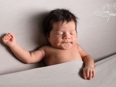 <div class=girl-info-container style=background-color:#f0d2d2;><h4 class=girl>Rebeca Belén</h4></div> <div class=girl-info-container style=background-color:#f0d2d2;><h4 class=girl>Rebeca Belén</h4></div>