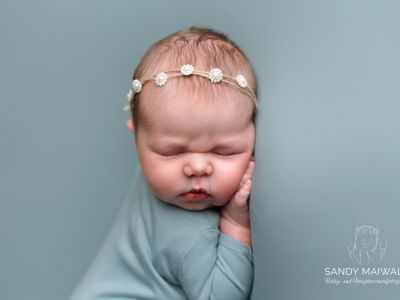 <div class=girl-info-container style=background-color:#f0d2d2;><h4 class=girl>Jady Winkler</h4></div> <div class=girl-info-container style=background-color:#f0d2d2;><h4 class=girl>Jady Winkler</h4></div>