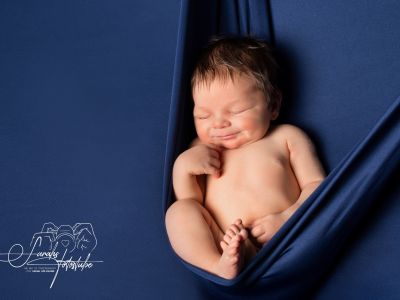 <div class=boy-info-container style=background-color:#d3eafc;><h4 class=boy>Oskar Paul</h4></div> <div class=boy-info-container style=background-color:#d3eafc;><h4 class=boy>Oskar Paul</h4></div>