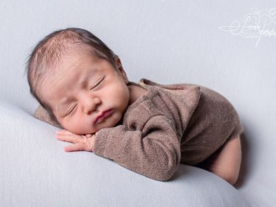 <div class=boy-info-container style=background-color:#d3eafc;><h4 class=boy>Samuel</h4></div> <div class=boy-info-container style=background-color:#d3eafc;><h4 class=boy>Samuel</h4></div>