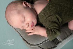 Theo