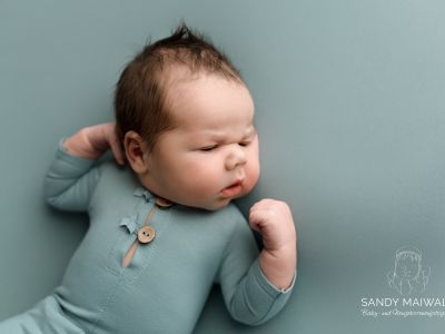 <div class=boy-info-container style=background-color:#d3eafc;><h4 class=boy>Till</h4></div> <div class=boy-info-container style=background-color:#d3eafc;><h4 class=boy>Till</h4></div>